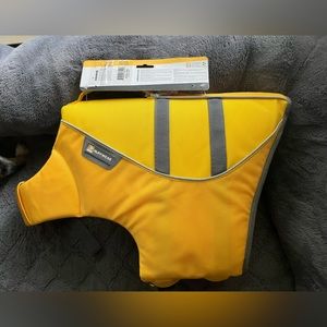Ruffwear Float Coat.  Brand new with tag